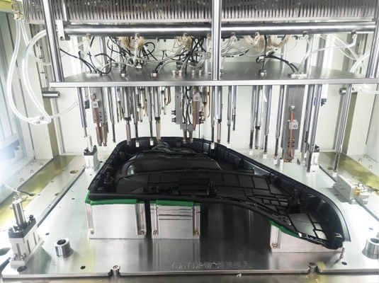 Máquina de soldadura de processo de rivetagem a quente de 380V para painel de porta de automóvel