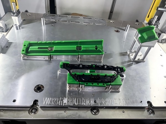 Equipamento de soldadura por rivetagem a quente de 220 V para peças de plástico na saída de ar do veículo